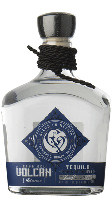 Bottle of Cava del Volcan Blanco
