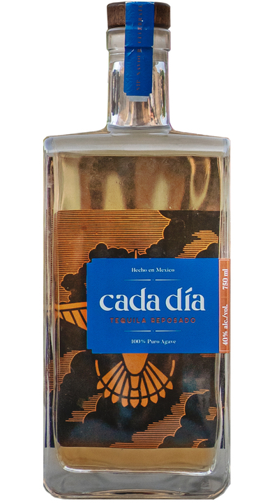 Bottle of Cada Día Reposado