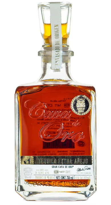 Bottle of Gran Cava de Oro Extra Añejo