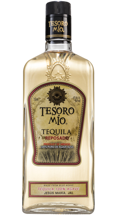 Bottle of Tesoro Mio Tequila Reposado