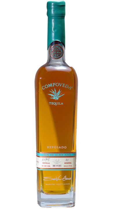 Bottle of Compoveda Reposado