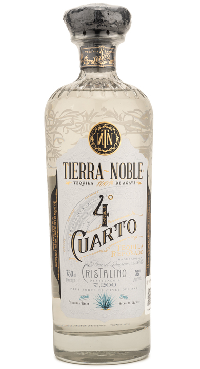 Bottle of Tierra Noble 4° Cuarto Reposado Cristalino