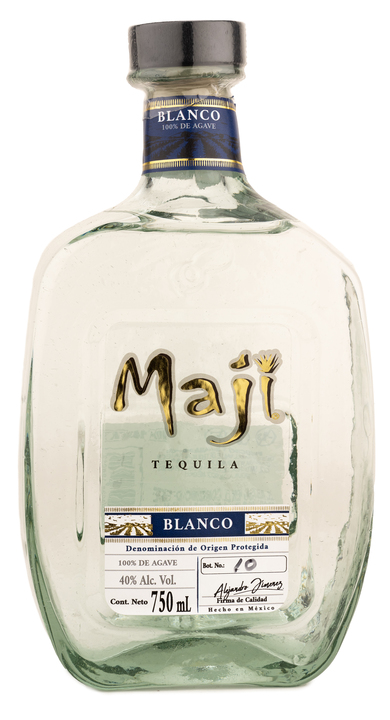 Bottle of Tequila Maji Blanco