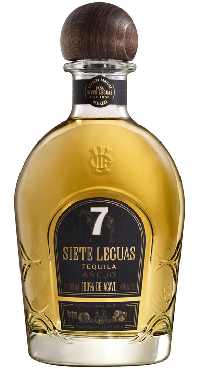 Bottle of Siete Leguas Añejo