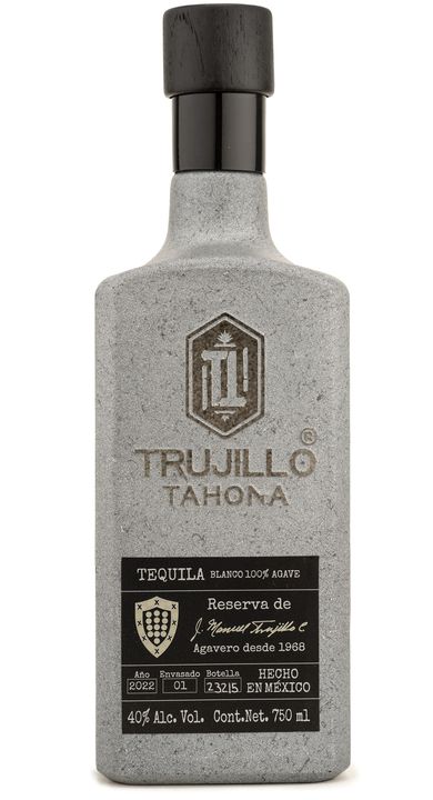Bottle of Trujillo Tahona Blanco