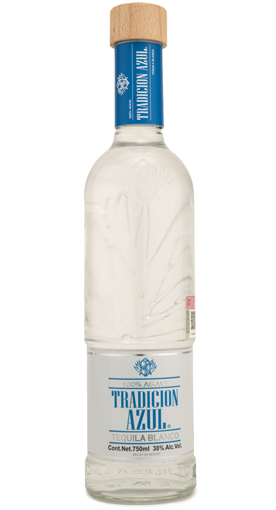 Bottle of Tradicion Azul Blanco