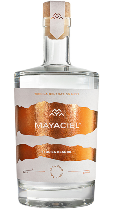 Bottle of Mayaciel Tequila Blanco