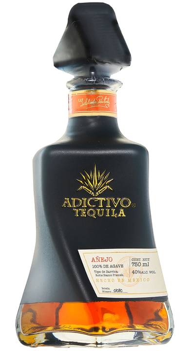 Bottle of Adictivo Tequila Añejo Black