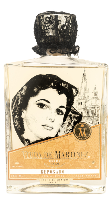 Bottle of Viuda de Martínez Reposado