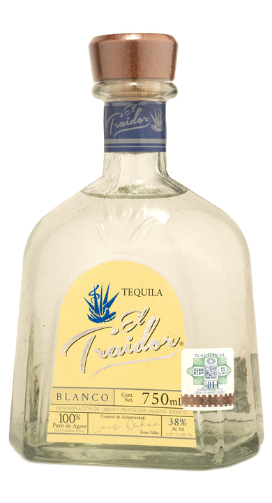 Bottle of El Traidor Blanco