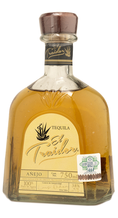 Bottle of El Traidor Añejo