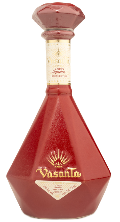 Bottle of Vasanta Tequila Añejo