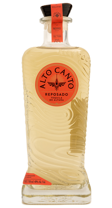 Bottle of Alto Canto Reposado