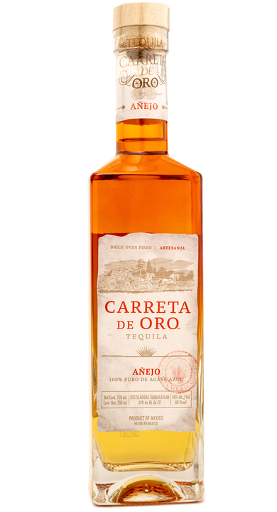 Bottle of Carreta de Oro Añejo