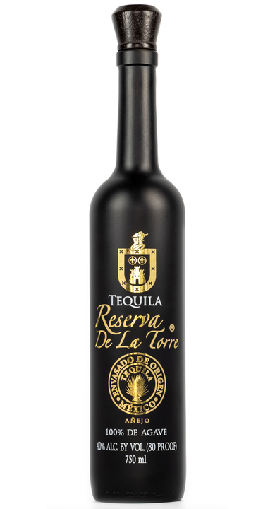 Bottle of Reserva de la Torre Añejo