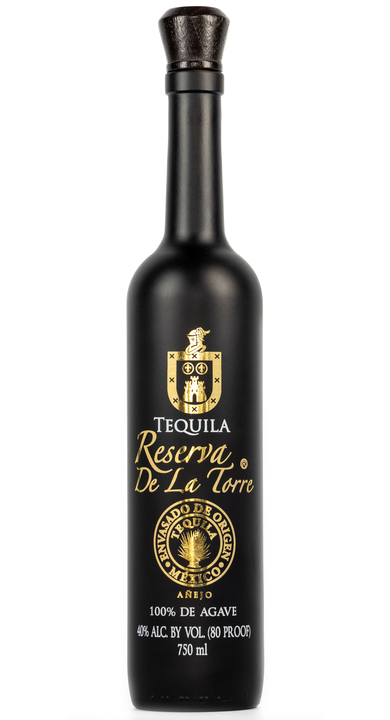 Bottle of Reserva de la Torre Añejo