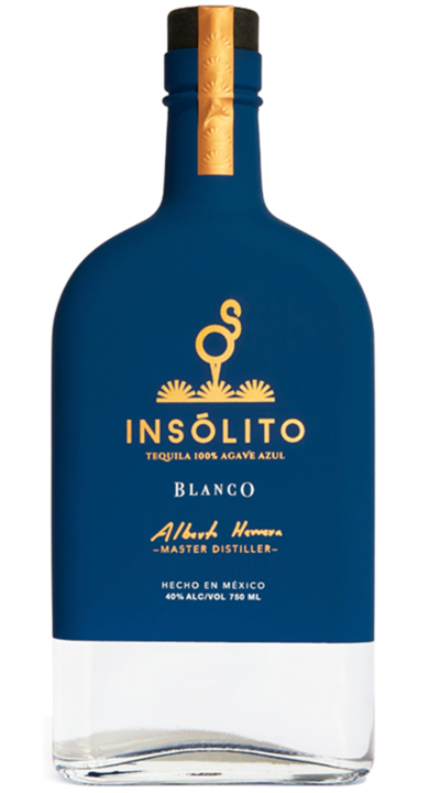 Bottle of Insólito Blanco
