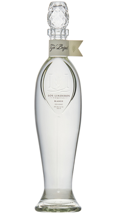 Bottle of Los Linderos Tequila Blanco
