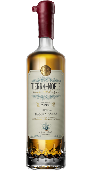 Bottle of Tierra Noble Tequila Añejo
