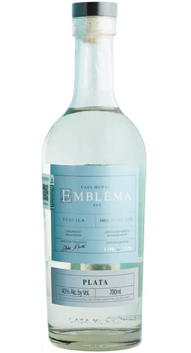 Bottle of Emblema Plata