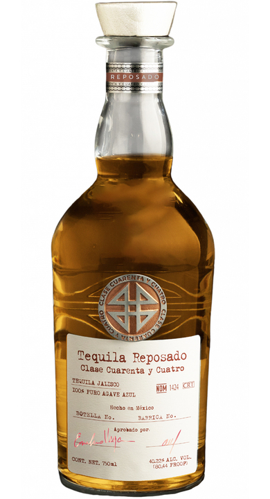 Clase Cuarenta y Cuatro Reposado