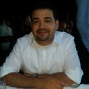 Luis Flores